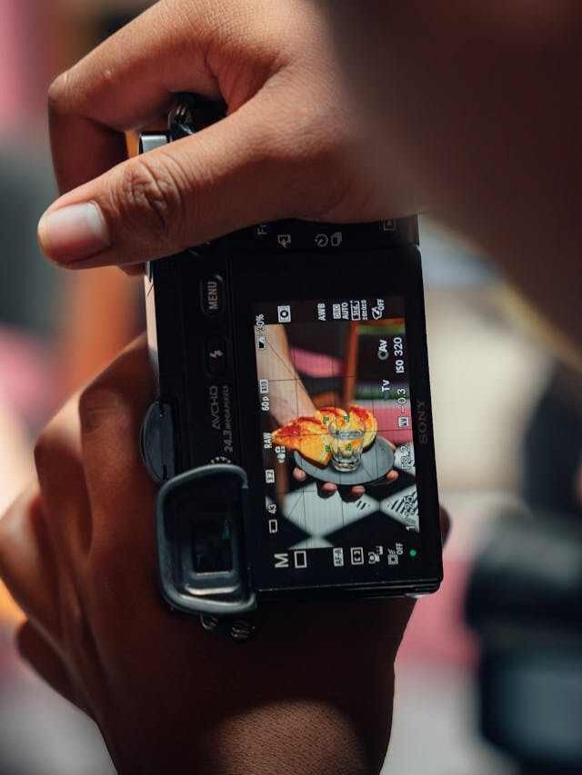 Photo bechkar Paise Kaise Kamaye